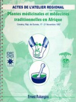 Plantes médicinales et médecines traditionnelles en Afrique (2 exemplaires)